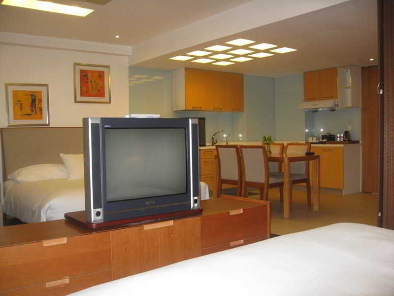 Gloria Plaza Hotel Kangqiao Shanghai Eksteriør billede
