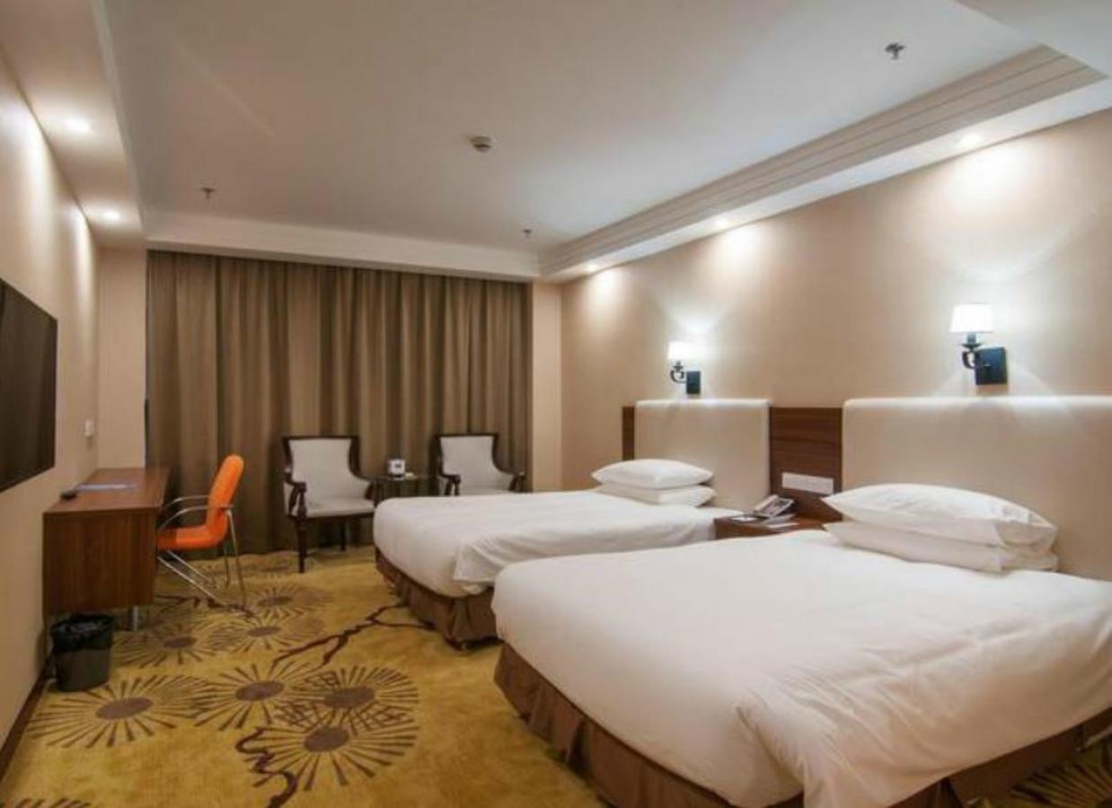 Gloria Plaza Hotel Kangqiao Shanghai Eksteriør billede
