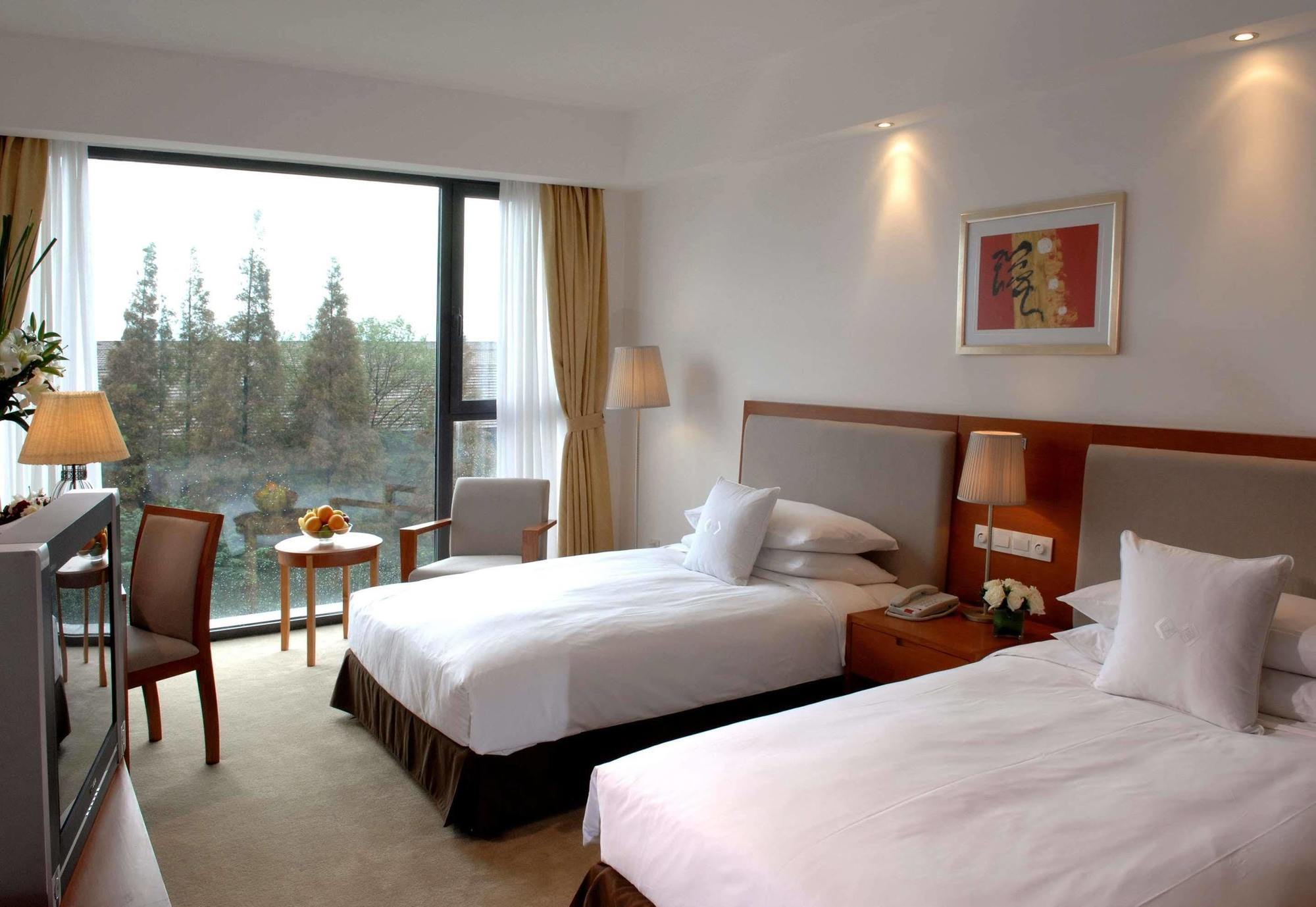 Gloria Plaza Hotel Kangqiao Shanghai Eksteriør billede