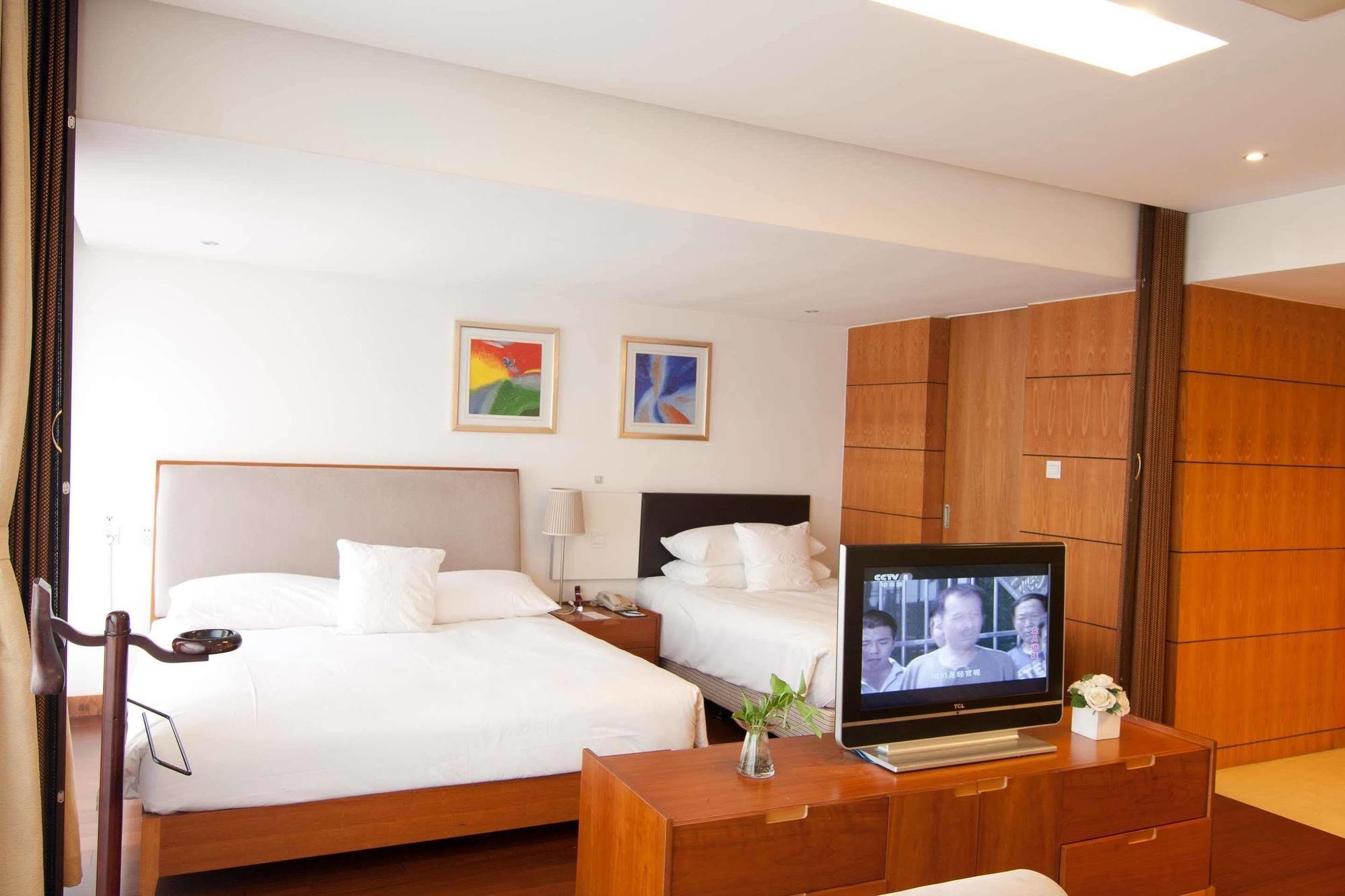 Gloria Plaza Hotel Kangqiao Shanghai Eksteriør billede