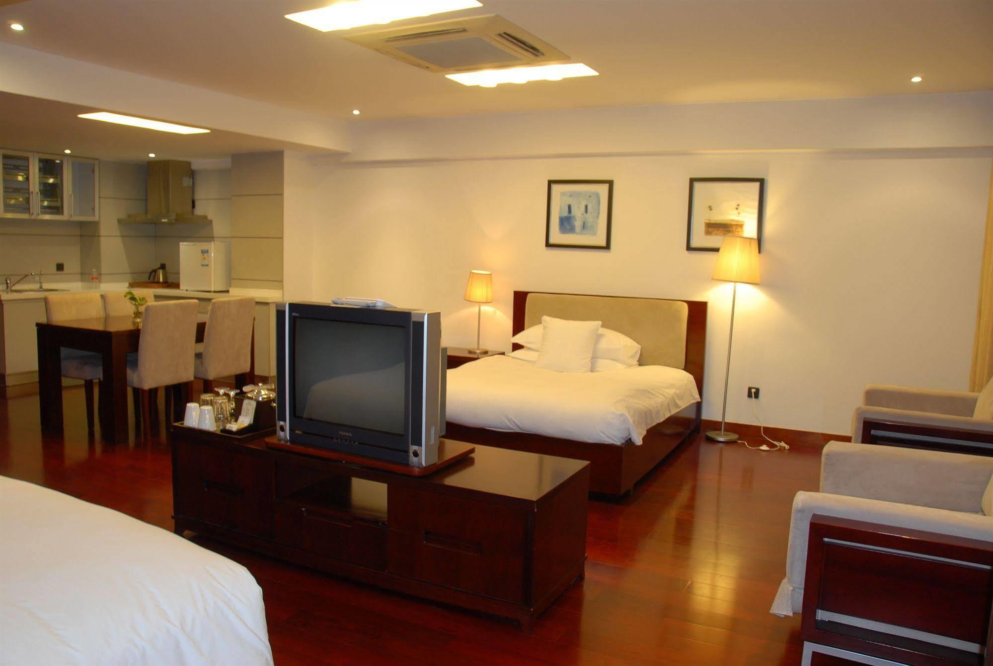 Gloria Plaza Hotel Kangqiao Shanghai Eksteriør billede